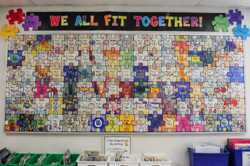 13 Creative Pin Board Ideas for Classroom Organization 4 2. Collaborative Puzzle Piece Display