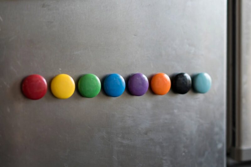 button magnets row