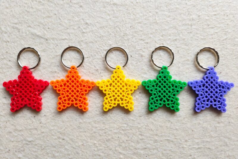 perler_bead_star_keychains perler bead star keychains